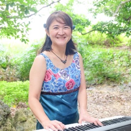 音色の紡ぎ手 比嘉あかね 心を整える朝のヒーリングピアノ