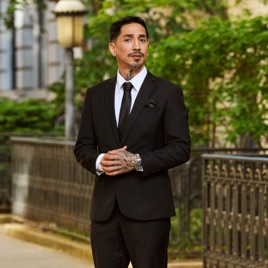 Billionaires go to agent