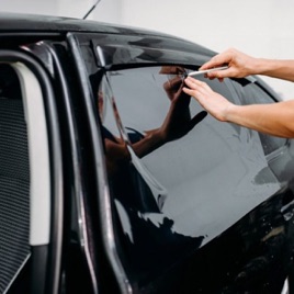 Dán phim cách nhiệt ô tô