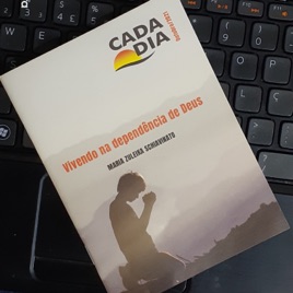 Dia a Dia com Deus (Cada Dia) por Renato Motta