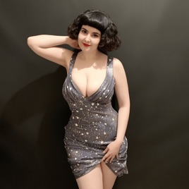 Erotica with Vivia Volupta