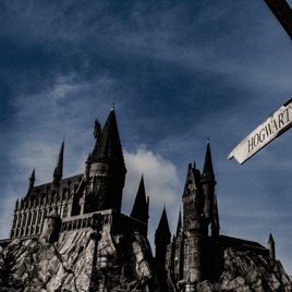 Hogwarts: mistério mundo bruxo.