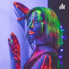 How do I become a creative fashion designer?