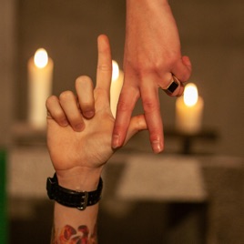 Liebe, Altaaar