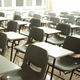 NYC, LA to resume schools in fall